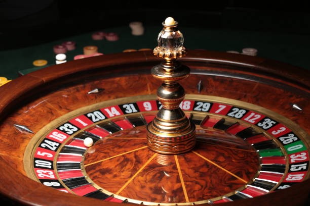 Mobile phone screen showing b200m login live roulette table with bet slip and dealer feed